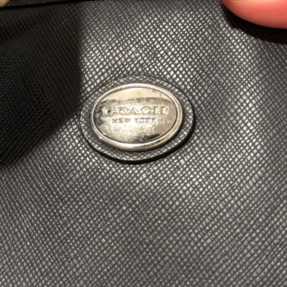 Coach Black Peyton Leather zip Top Tote! GUC!! - Picture 10 of 12